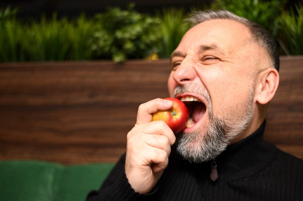 cibi duri dopo un impianto dentale